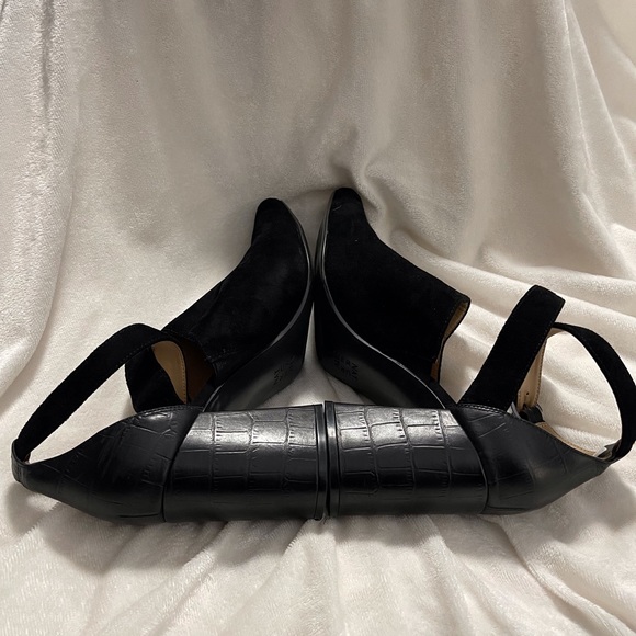 Naturalizer Ankle Strap Slingback Heels (size 11) - Picture 8 of 8